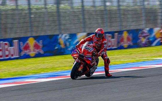 MotoGP Runde 16 in Misano: Grand-Prix Sieg für Márquez, Bagnaia stürzt - Bild 15