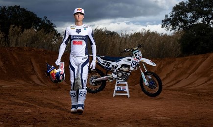 Liam Everts extends multi-year deal with Nestaan Husqvarna Factory Racing