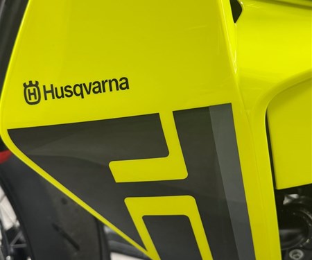 Adrenalin pur: Die neue Husqvarna 701 Supermoto 2026 ist da!!!