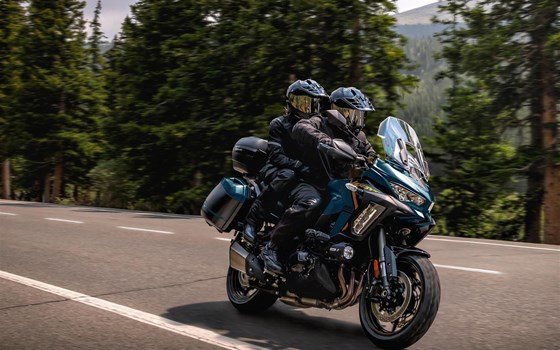 Versys 1100 SE mit neuen Farben für 2026 - Bild 1