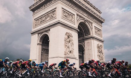 Kawasaki setzt auf Grün an der Tour de France