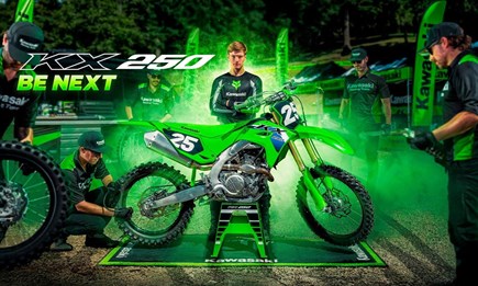 Kawasaki kündigt neue KX250 und KX450 für das Jahr 2026 an