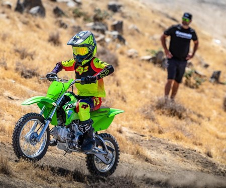 2026 kommt das Kawasaki Offroad-Duo für junge Piloten