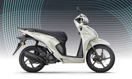 Honda komplettiert 2025er Modellpalette mit neuen Farben und Euro 5+ für den Großrad-Scooter Vision 110