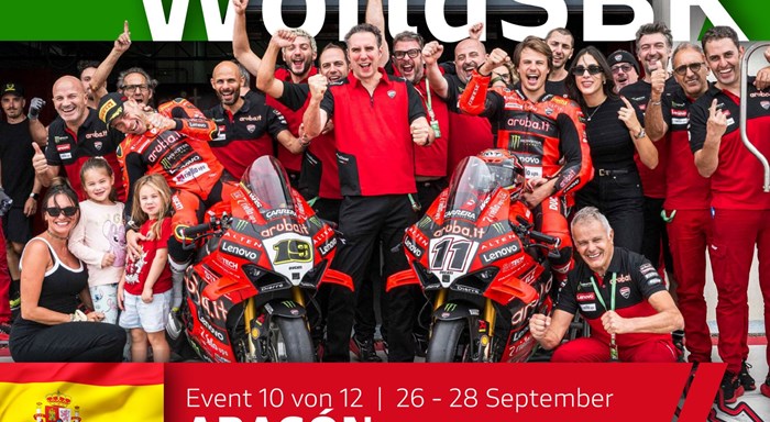WSBK Runde 10 in Aragon: Nicoló Bulega gewinnt beide Rennen am Sonntag, Alvaro Bautista am Podium