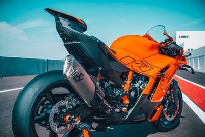 Neuer Supersport aus Österreich: Die KTM 990 RC R