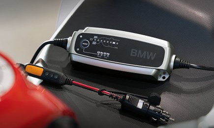 17 % AUF DAS BATTERIELADEGERÄT PLUS * 17 % AUF DAS BATTERIELADEGERÄT PLUS *