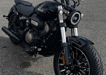 frisch eingetroffen - 125er Rock von Benda in Schwarz