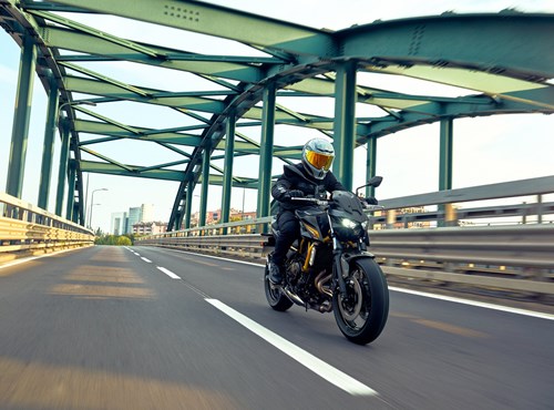 Sube el nivel con la nueva  Kawasaki Z650 S