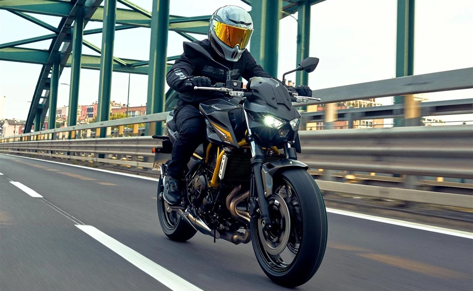 Die neue Kawasaki Z650 S – noch schärfer, noch stylisher, noch mehr im Spotlight Bild 4: Die neue Kawasaki Z650 S – noch schärfer, noch stylisher, noch mehr im Spotlight