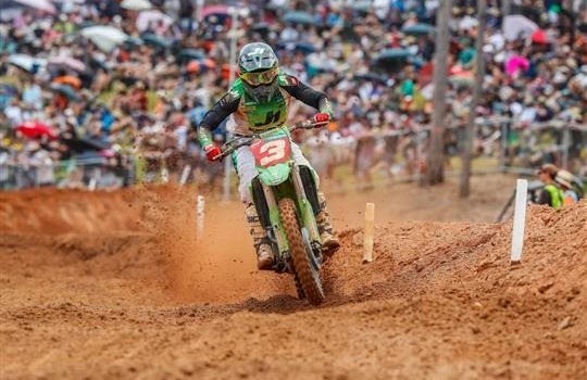 Wir sind Weltmeister! Romain Febvre gewinnt den MXGP Titel! - Bild 1