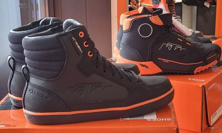 SNEAK PEEK: KTM POWERWEAR 2026  SNEAK PEEK: KTM POWERWEAR 2026