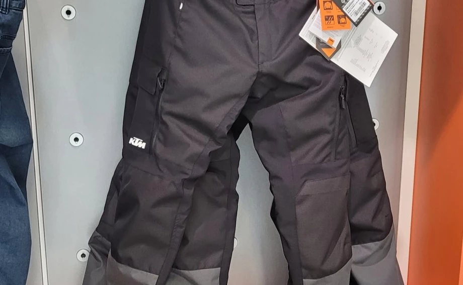 SNEAK PEEK: KTM POWERWEAR 2026  Bild 5: SNEAK PEEK: KTM POWERWEAR 2026
