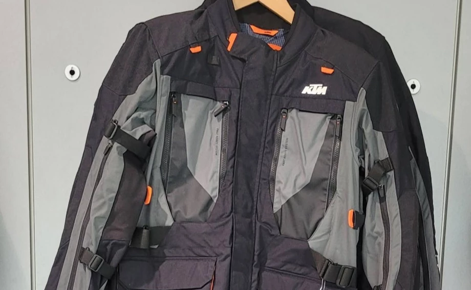 SNEAK PEEK: KTM POWERWEAR 2026  Bild 6: SNEAK PEEK: KTM POWERWEAR 2026