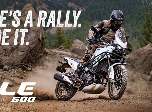 DIE NEUE KLE500 DIESES ADVENTURE-BIKE ERÖFFNET NEUE HORIZONTE