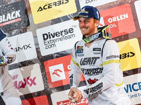 Triumph feiert erfolgreiche Premierensaison im Enduro-Rennsport mit der TF 250-E