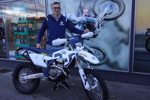 Zweirad Damianik-News: RIDE FAST LIVE DIRTY !