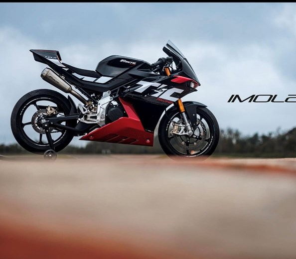 Erleben Sie die wunderschönen Fantic Motorräder "Made in Italia" live bei uns! 
Die Umstrukturierung bei Fantic ist so gut wie abgeschlossen und die neuen Fantic Motorräder sind entweder schon live bei uns zu genießen oder a ...