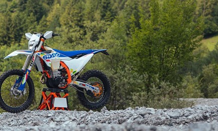 2026 KTM 450 EXC-F 6DAYS