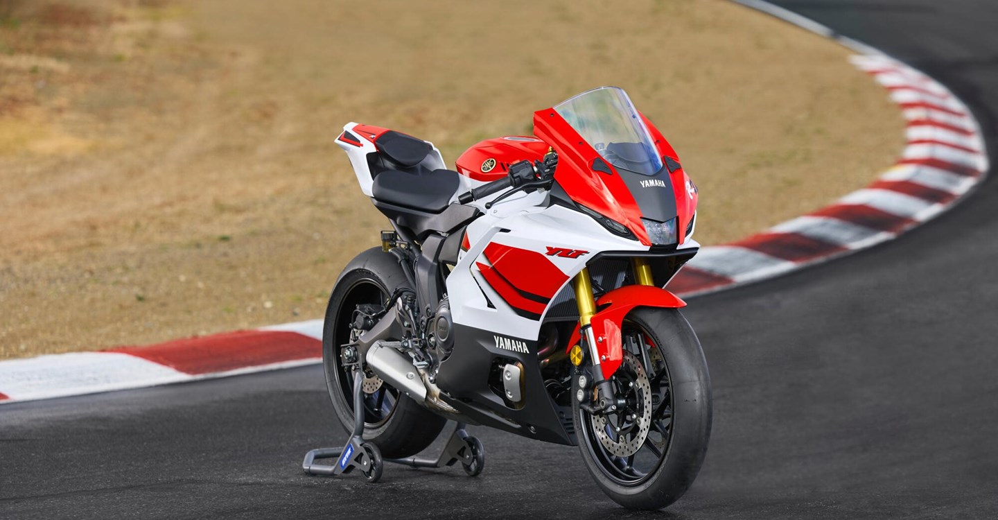 Die brandneue Yamaha R7 - 100% Supersport