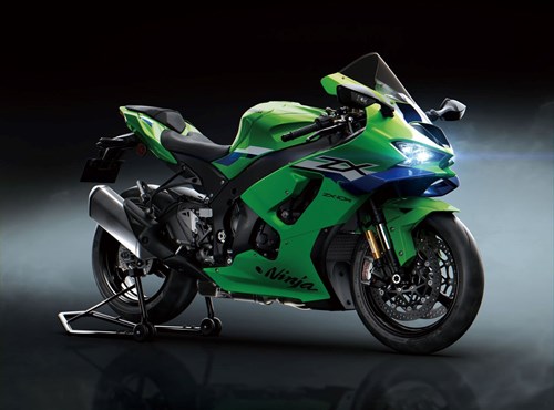 DIE NEUE KAWASAKI NINJA ZX-10R MIT RADIKAL NEUER AERODYNAMIK