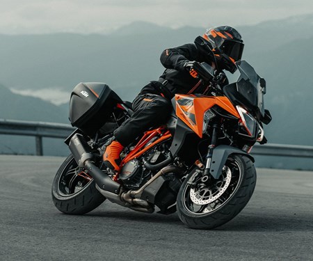 2024 KTM 1290 Super Duke GT