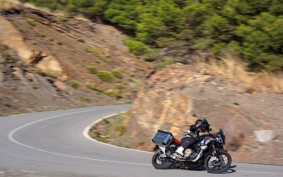 MV AGUSTA ENDURO VELOCE 2026 - Bild 3