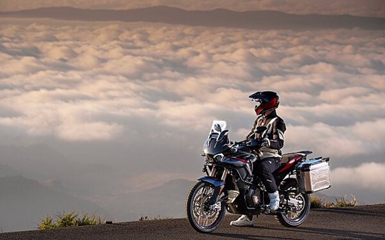 MV AGUSTA ENDURO VELOCE 2026 - Bild 7