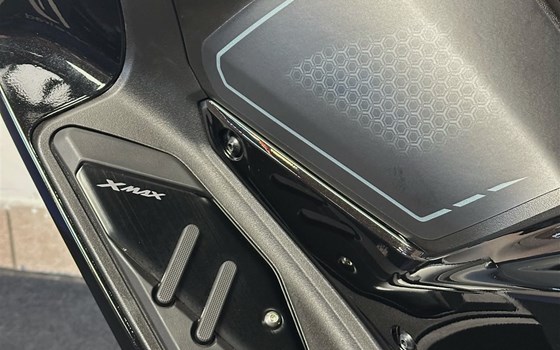 NEWS| XMAX 300 Tech MAX+ Vorführer geht in den Verkauf - Bild 9