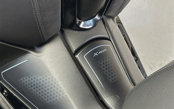 NEWS| XMAX 300 Tech MAX+ Vorführer geht in den Verkauf - Bild 12