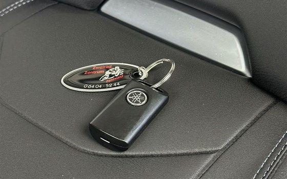 NEWS| XMAX 300 Tech MAX+ Vorführer geht in den Verkauf - Bild 6