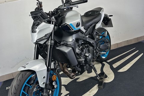 Zweirad Zentrum Fernwald-News: NEWS| MT-09 35kW Vorführer steht zum Verkauf