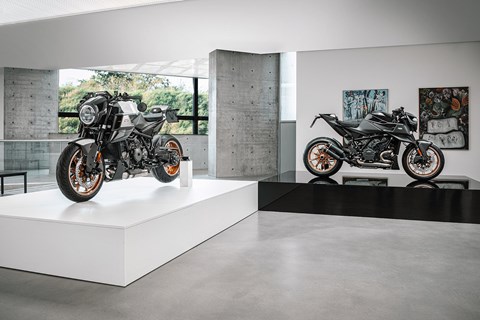 KTM GROUP-News: 2023 BRABUS 1300 R Masterpiece Edition