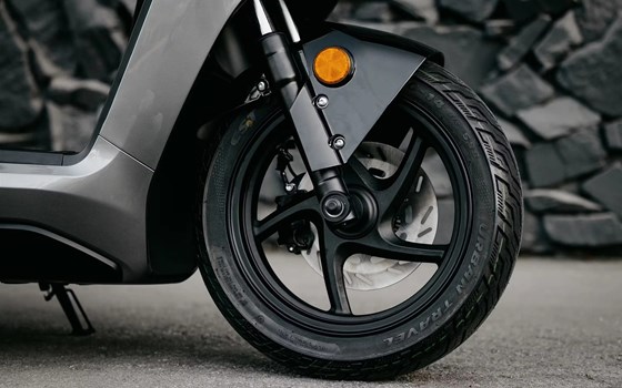 Zero LS1 - 100 km/h, 5.185 €, 100% elektrisch! - Bild 7