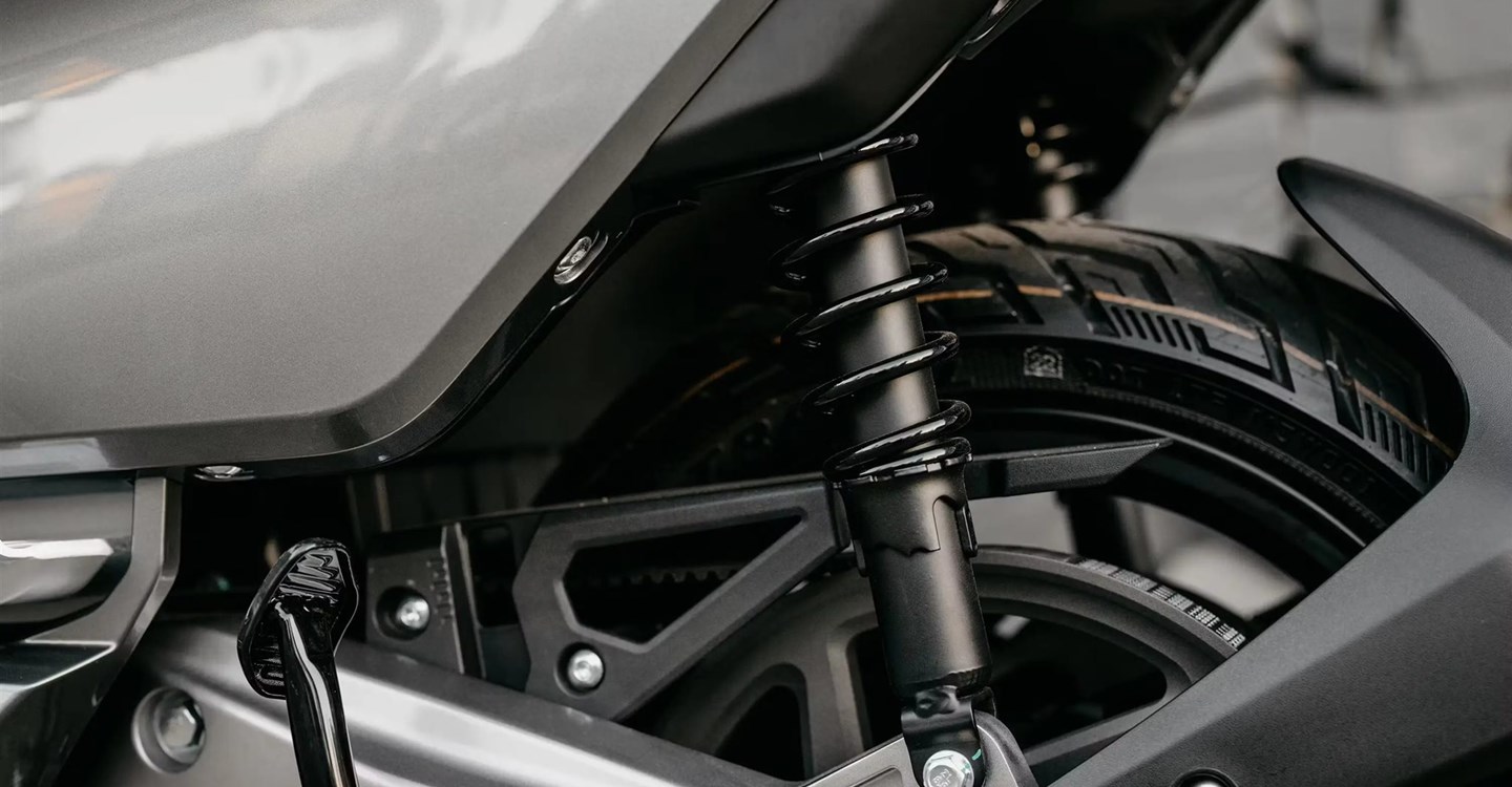 Zero LS1 - 100 km/h, 5.185 €, 100% elektrisch!