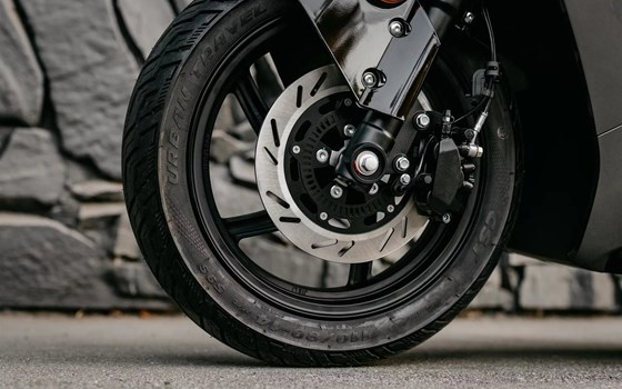 Zero LS1 - 100 km/h, 5.185 €, 100% elektrisch! - Bild 5