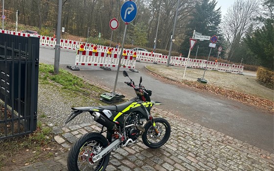Geänderte Anfahrt wegen Baustelle vom 11.11.25-28.11.25 ab 18.11.25 schon wieder offen -zu ATT-Tiedemann-Motorräder! - Bild 2