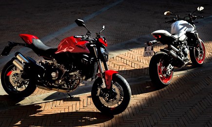NUEVO 2026 DUCATI MONSTER ! 