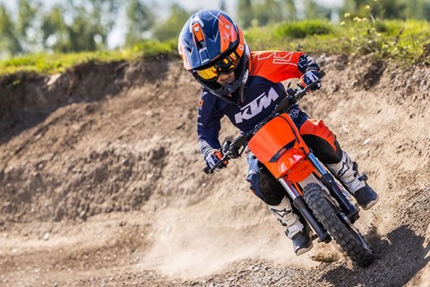 KTM GROUP-News: 2025 KTM SX-E 2