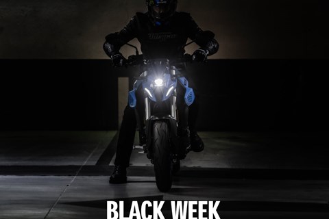 Projekt17 - Krafträder-News: SUZUKI BLACK WEEK 2025
