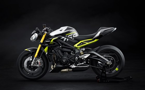 Brandneu: Triumph Street Triple Moto2 und RX - Bild 2