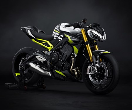 Brandneu: Triumph Street Triple Moto2 und RX