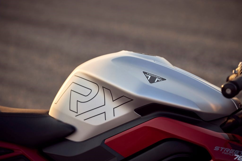 Brandneu: Triumph Street Triple Moto2 und RX