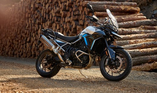 Triumph Tiger 900 Alpine und Desert Edition