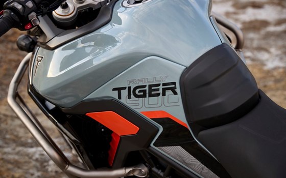 Triumph Tiger 900 Alpine und Desert Edition - Bild 8