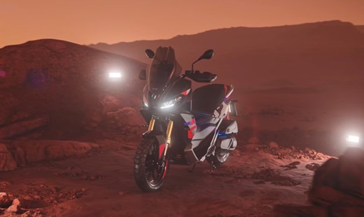 Aprilia SR GT 400 - Der Crossover-Scooter!