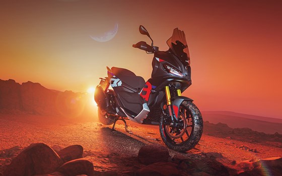 Aprilia SR GT 400 - Der Crossover-Scooter! - Bild 8