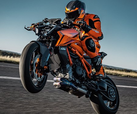 2025 KTM 1390 Super Duke R
