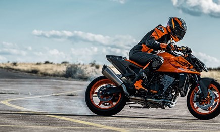 2024 KTM 990 DUKE