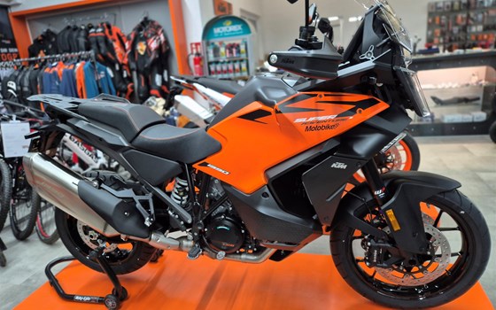 Die neue KTM 1390 SUPER ADVENTURE S – Jetzt bei MOTOBIKE! - Bild 1